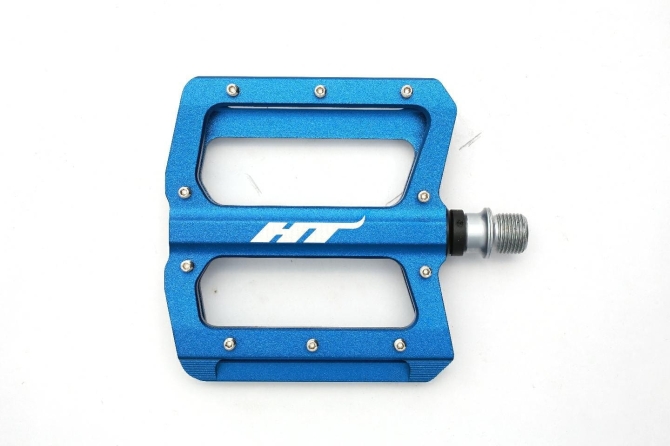 Pedały Rowerowe Platformowe Aluminiowe HT AN01 Maszynowe - Niebieskie